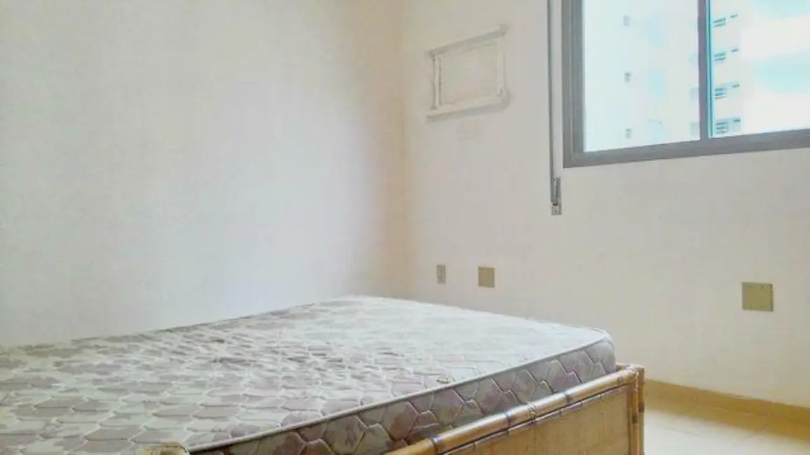 Foto 8 de Apartamento com 2 quartos à venda, 97m2 em Guaruja - SP