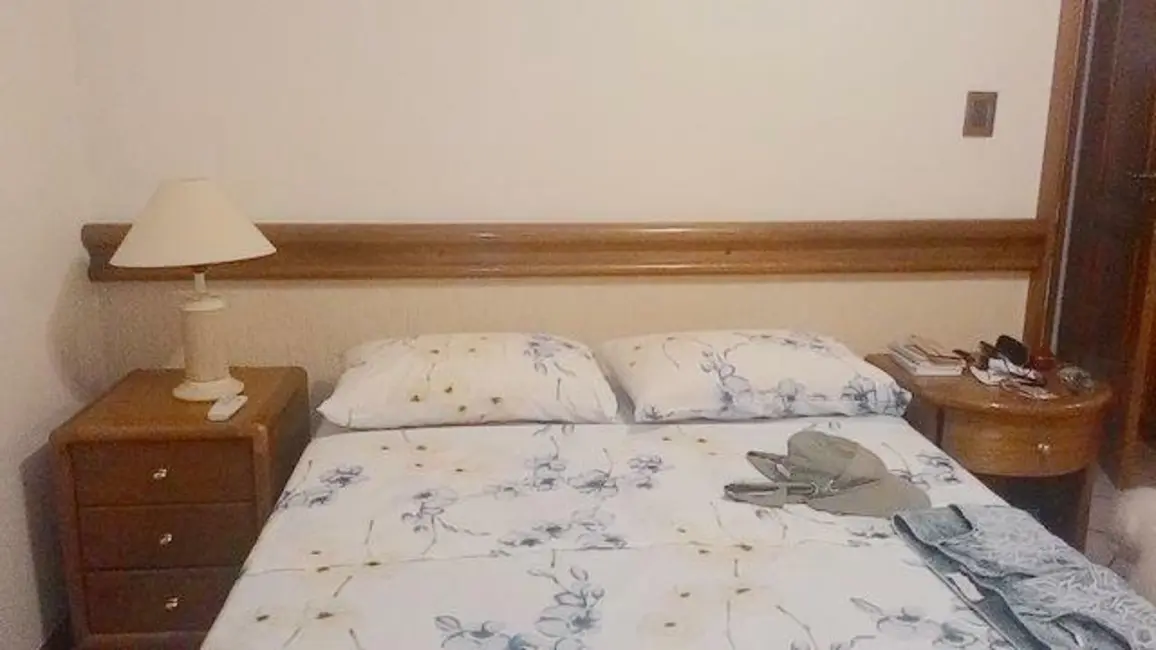 Apartamento com 3 quartos à venda, 130m2 em Barra Funda, Guaruja - SP - imagem 7 Foto 7 de Apartamento com 3 quartos à venda, 130m2 em Barra Funda, Guaruja - SP