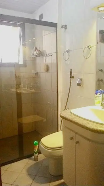 Apartamento com 3 quartos à venda, 130m2 em Barra Funda, Guaruja - SP - imagem 9 Foto 9 de Apartamento com 3 quartos à venda, 130m2 em Barra Funda, Guaruja - SP