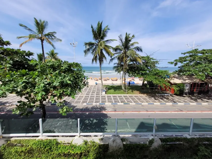 Foto 2 de Apartamento com 2 quartos à venda, 60m2 em Jardim Las Palmas, Guaruja - SP