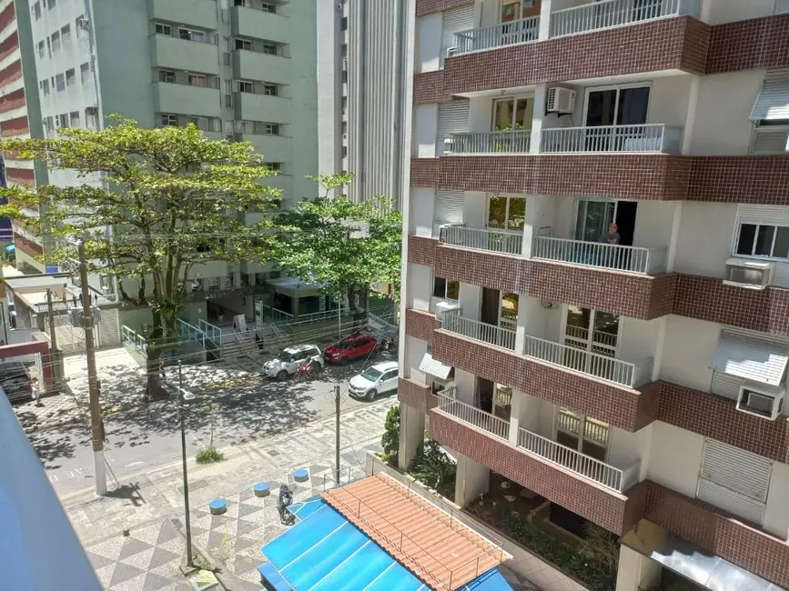 Foto 2 de Apartamento com 2 quartos à venda, 98m2 em Guaruja - SP