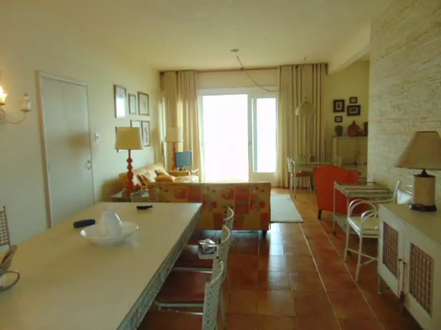 Foto 8 de Apartamento com 4 quartos à venda e para alugar, 190m2 em Guaruja - SP