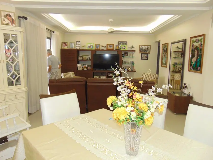 Foto 5 de Apartamento com 3 quartos à venda, 133m2 em Barra Funda, Guaruja - SP