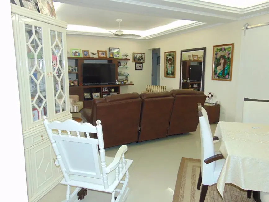 Foto 4 de Apartamento com 3 quartos à venda, 133m2 em Barra Funda, Guaruja - SP