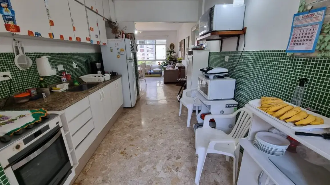 Foto 6 de Apartamento com 3 quartos à venda, 97m2 em Jardim Las Palmas, Guaruja - SP