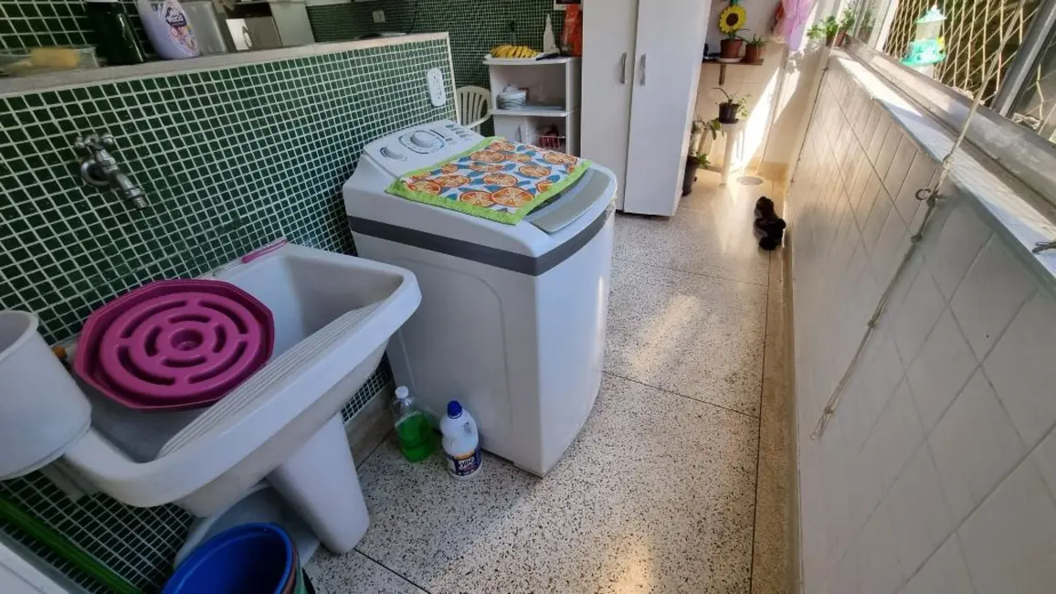 Foto 8 de Apartamento com 3 quartos à venda, 97m2 em Jardim Las Palmas, Guaruja - SP