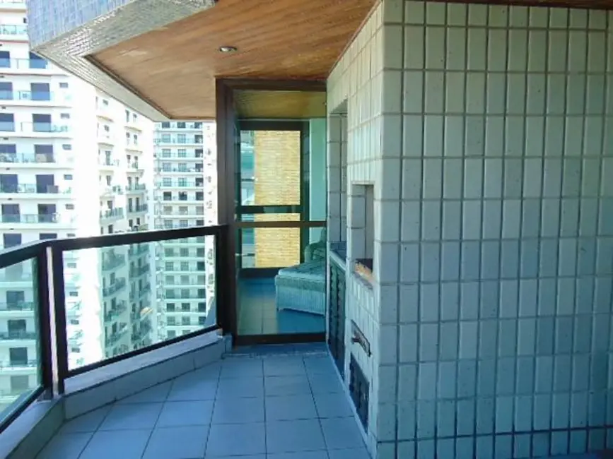 Foto 8 de Apartamento com 3 quartos à venda, 130m2 em Barra Funda, Guaruja - SP