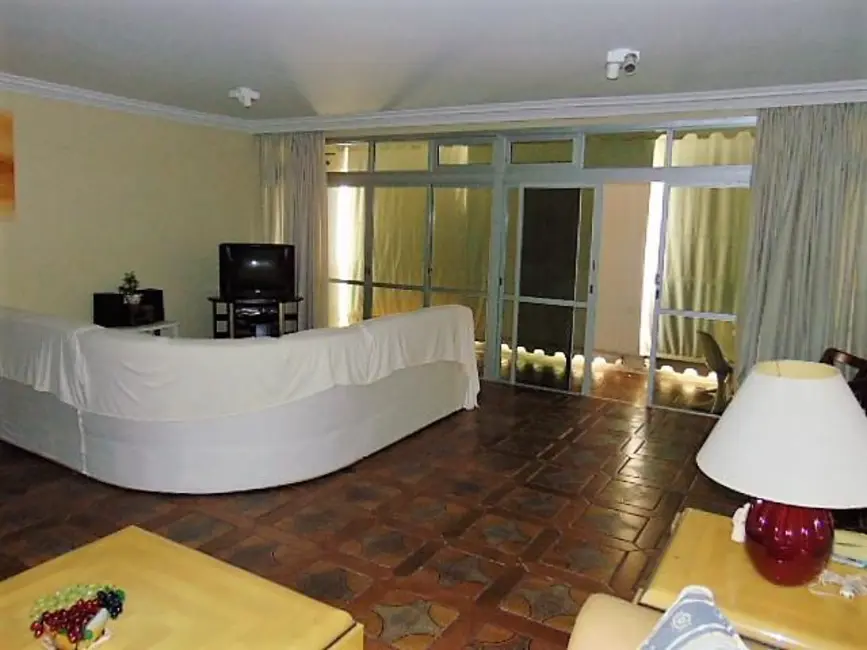 Foto 2 de Apartamento com 4 quartos à venda e para alugar, 200m2 em Guaruja - SP