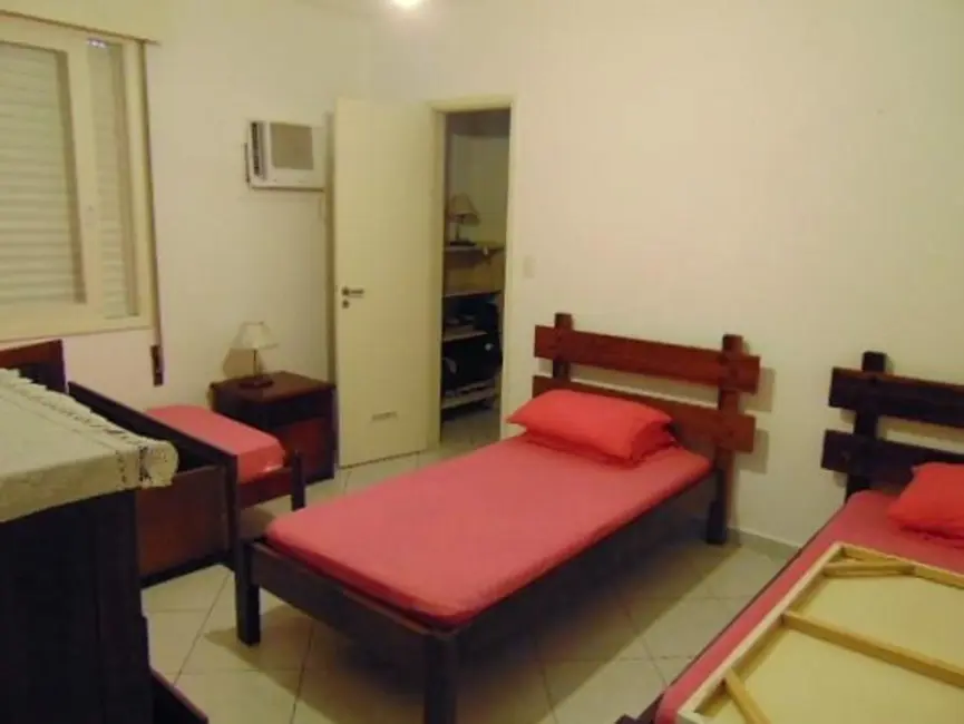 Apartamento com 3 quartos à venda, 215m2 em Guaruja - SP - imagem 9 Foto 9 de Apartamento com 3 quartos à venda, 215m2 em Guaruja - SP