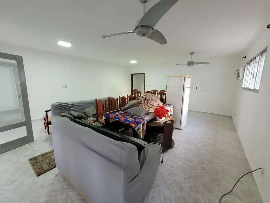 Apartamento com 3 quartos à venda, 142m2 em Guaruja - SP - imagem 2 Foto 2 de Apartamento com 3 quartos à venda, 142m2 em Guaruja - SP