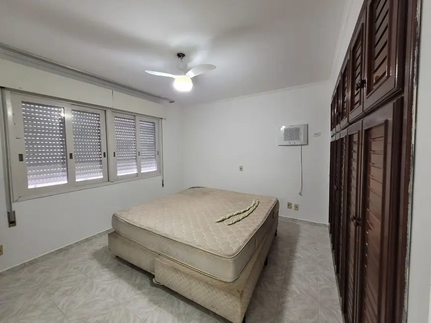 Apartamento com 3 quartos à venda, 142m2 em Guaruja - SP - imagem 5 Foto 5 de Apartamento com 3 quartos à venda, 142m2 em Guaruja - SP