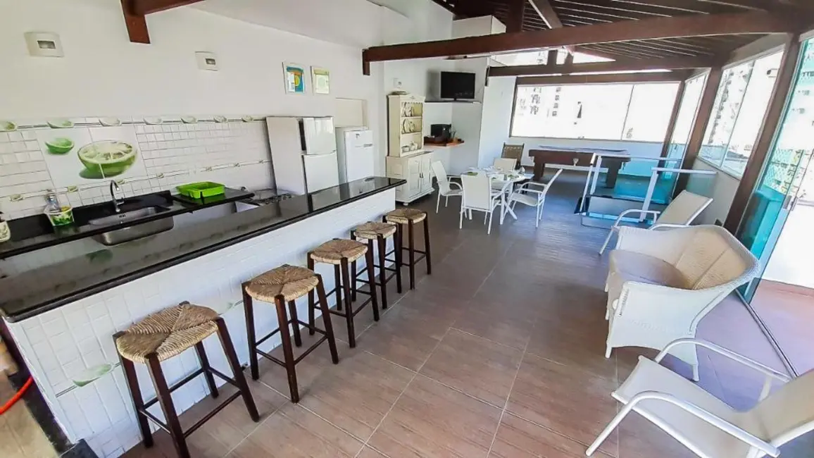 Foto 1 de Cobertura com 5 quartos à venda e para alugar, 350m2 em Guaruja - SP