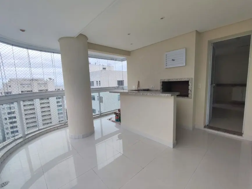 Foto 1 de Apartamento com 3 quartos à venda, 175m2 em Guaruja - SP