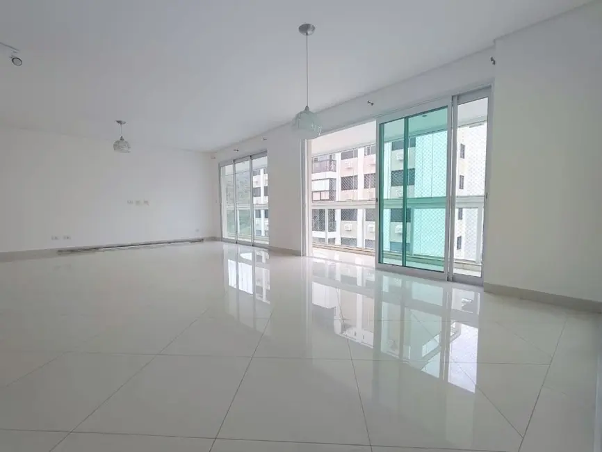 Apartamento com 3 quartos à venda, 175m2 em Guaruja - SP - imagem 7 Foto 7 de Apartamento com 3 quartos à venda, 175m2 em Guaruja - SP