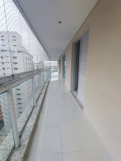 Foto 2 de Apartamento com 3 quartos à venda, 175m2 em Guaruja - SP