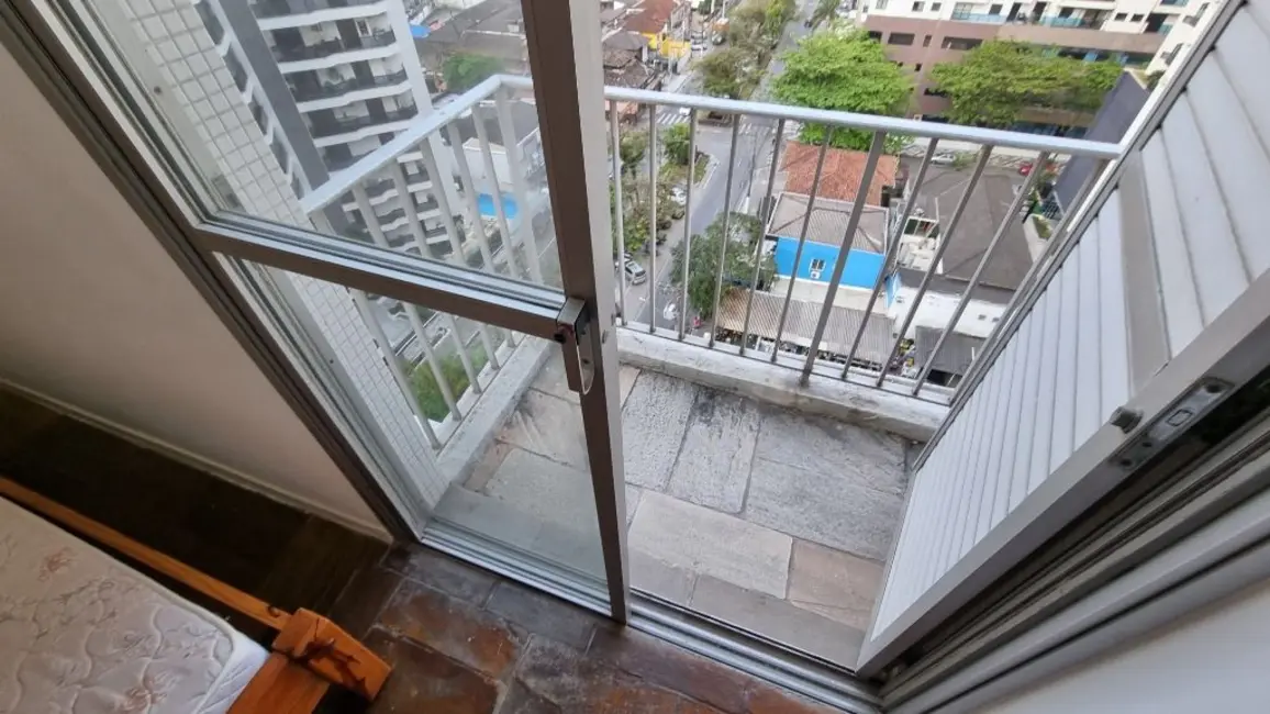 Foto 9 de Apartamento com 3 quartos à venda, 110m2 em Guaruja - SP