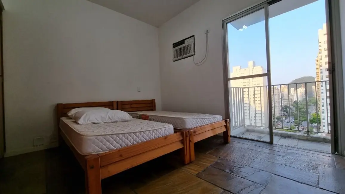 Foto 7 de Apartamento com 3 quartos à venda, 110m2 em Guaruja - SP