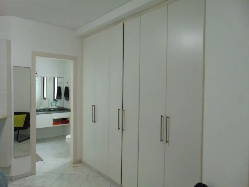 Cobertura com 4 quartos à venda, 300m2 em Barra Funda, Guaruja - SP - imagem 4 Foto 4 de Cobertura com 4 quartos à venda, 300m2 em Barra Funda, Guaruja - SP