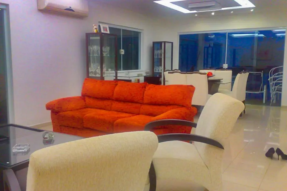 Foto 2 de Casa de Condomínio com 3 quartos à venda, 573m2 em Guaruja - SP