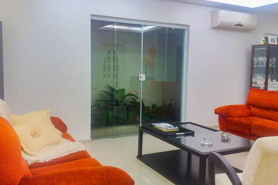 Foto 3 de Casa de Condomínio com 3 quartos à venda, 573m2 em Guaruja - SP