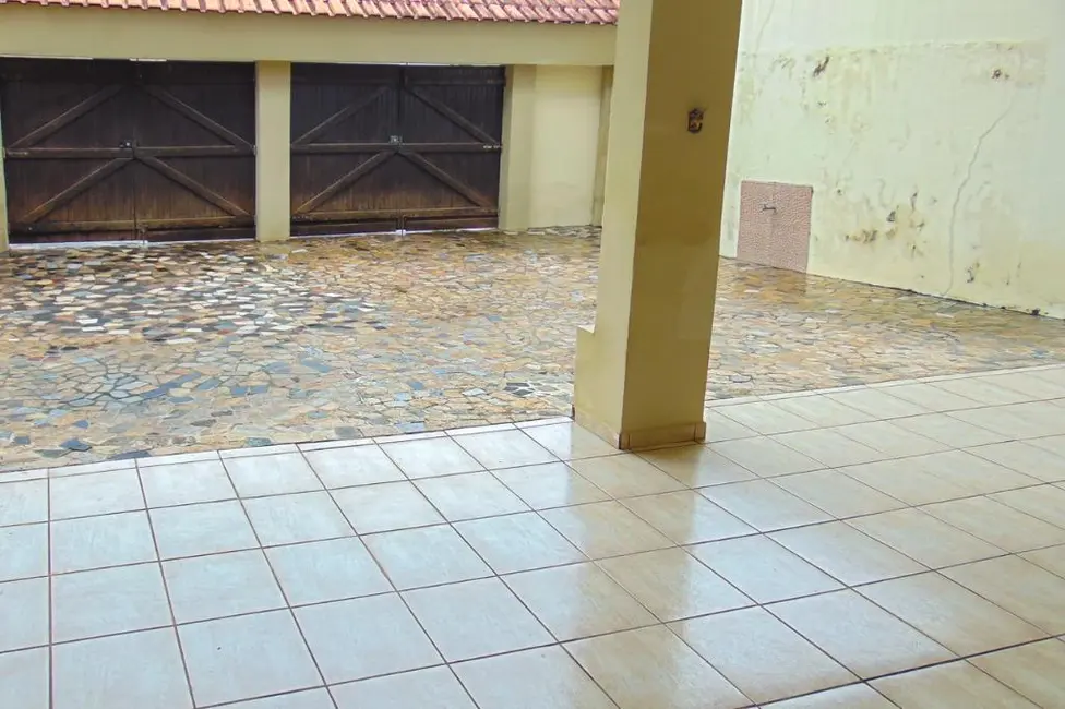 Foto 5 de Casa com 4 quartos à venda, 480m2 em Guaruja - SP