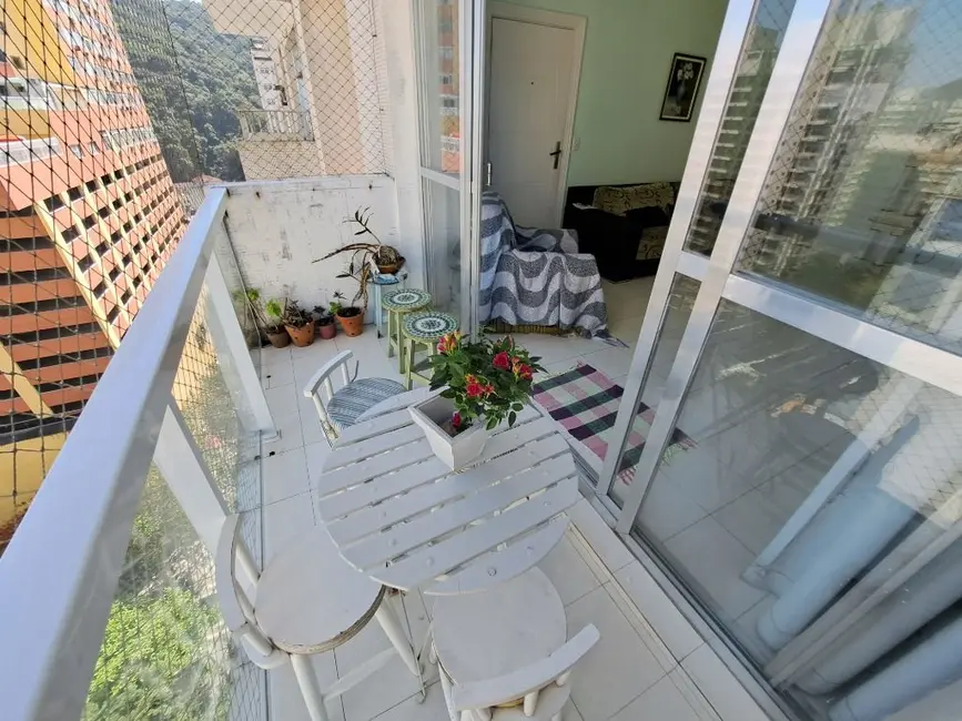 Apartamento com 3 quartos para alugar, 110m2 em Barra Funda, Guaruja - SP - imagem 5 Foto 5 de Apartamento com 3 quartos para alugar, 110m2 em Barra Funda, Guaruja - SP