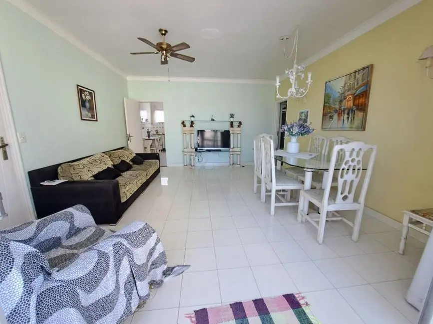 Apartamento com 3 quartos para alugar, 110m2 em Barra Funda, Guaruja - SP - imagem 3 Foto 3 de Apartamento com 3 quartos para alugar, 110m2 em Barra Funda, Guaruja - SP