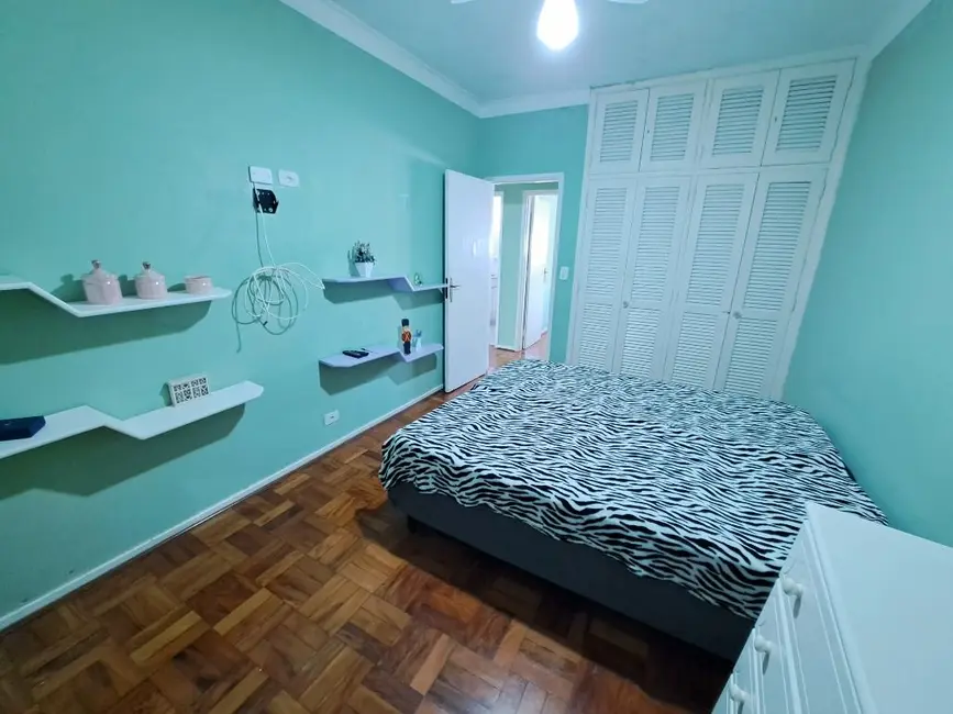 Apartamento com 3 quartos para alugar, 110m2 em Barra Funda, Guaruja - SP - imagem 9 Foto 9 de Apartamento com 3 quartos para alugar, 110m2 em Barra Funda, Guaruja - SP