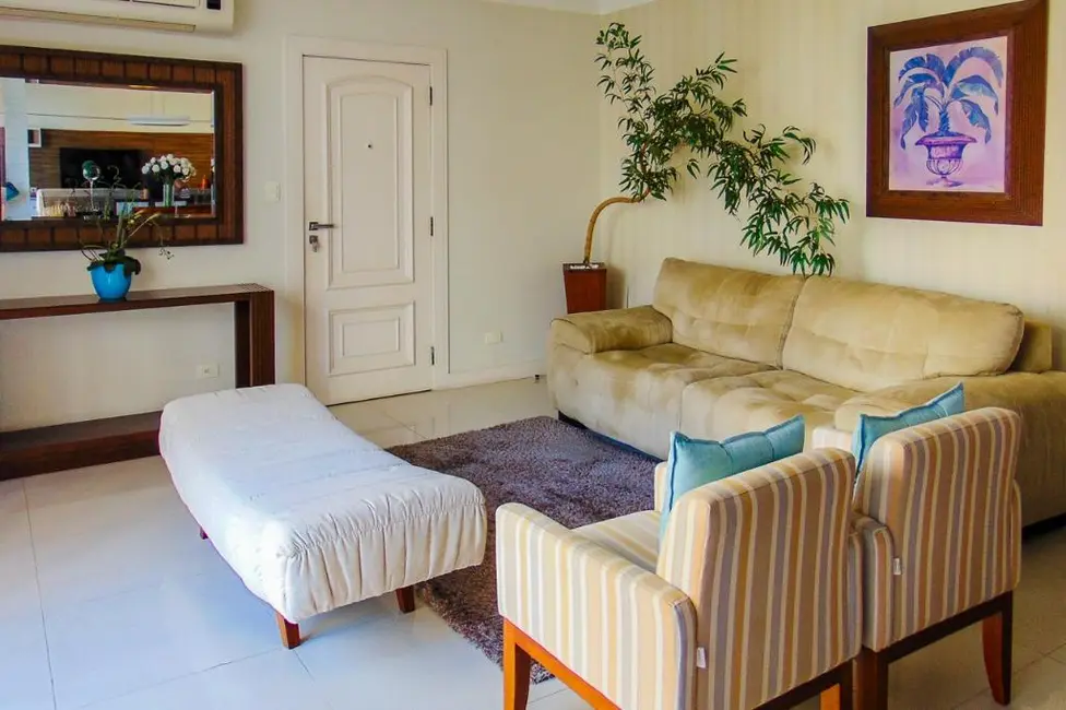 Foto 4 de Apartamento com 3 quartos para alugar, 170m2 em Guaruja - SP