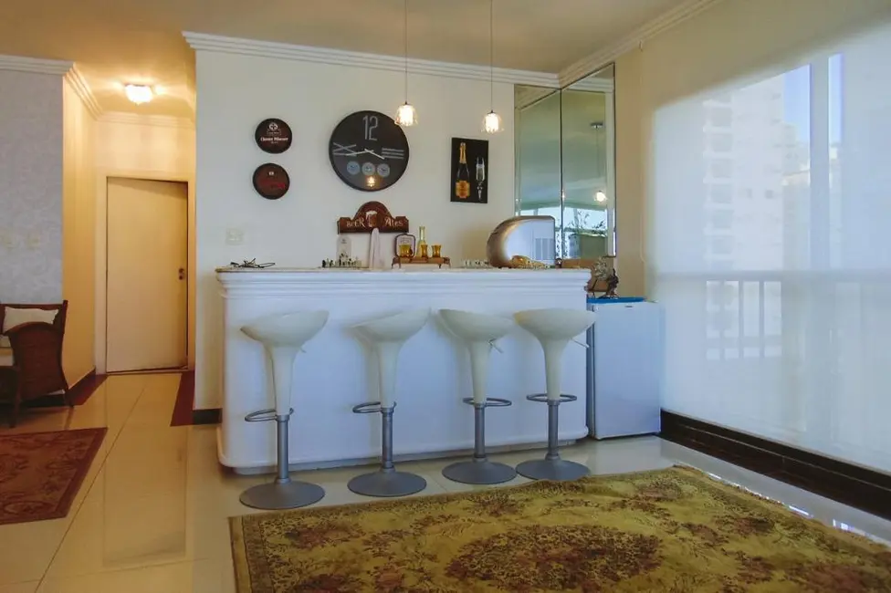 Foto 6 de Apartamento com 4 quartos à venda, 200m2 em Guaruja - SP