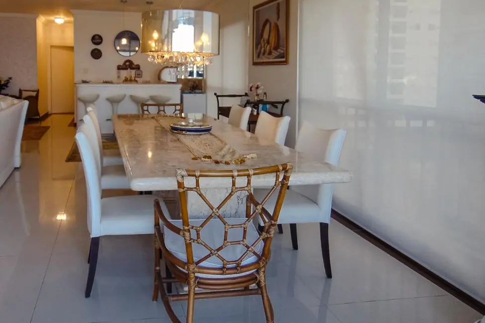 Foto 5 de Apartamento com 4 quartos à venda, 200m2 em Guaruja - SP