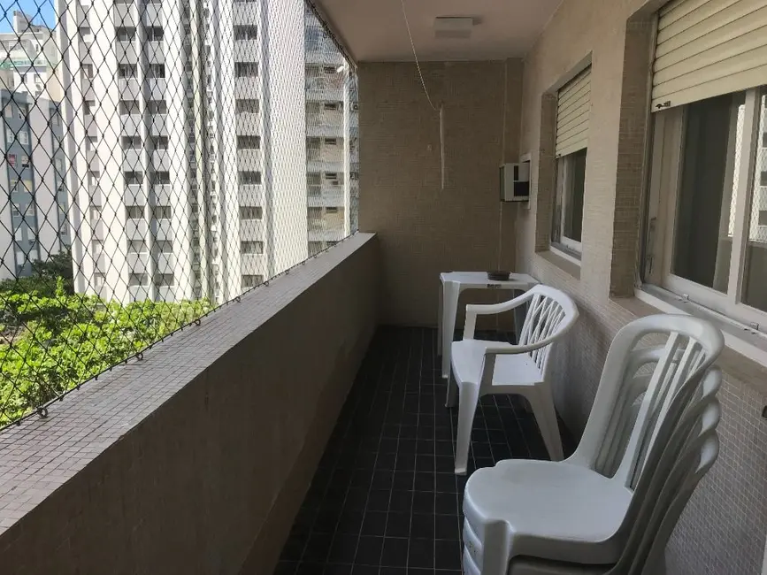 Foto 1 de Apartamento com 2 quartos à venda, 108m2 em Guaruja - SP