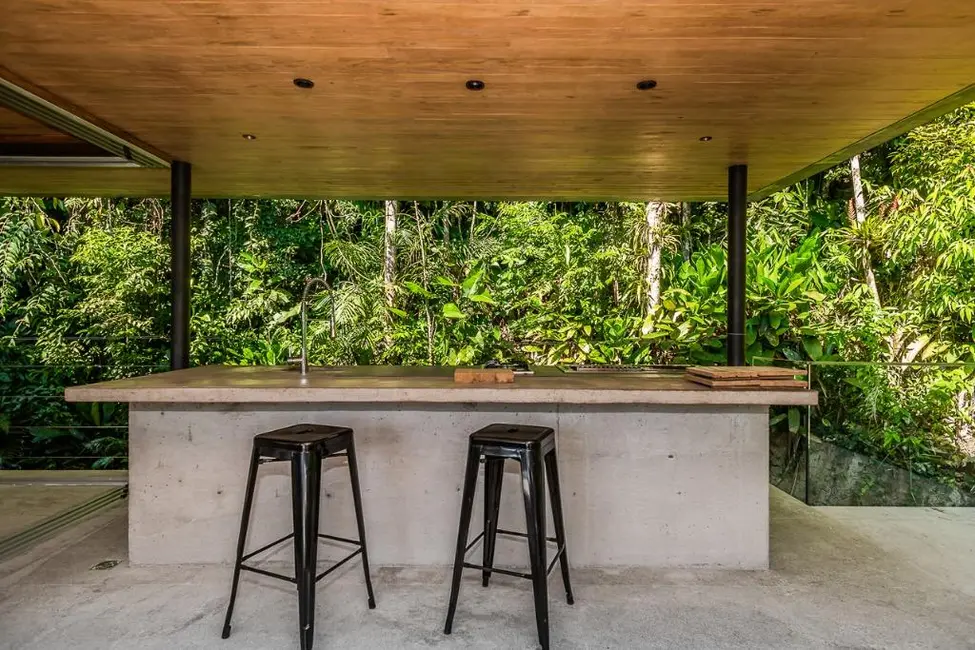 Casa de Condomínio com 4 quartos à venda, 1586m2 em Acapulco, Guaruja - SP - imagem 5 Foto 5 de Casa de Condomínio com 4 quartos à venda, 1586m2 em Acapulco, Guaruja - SP