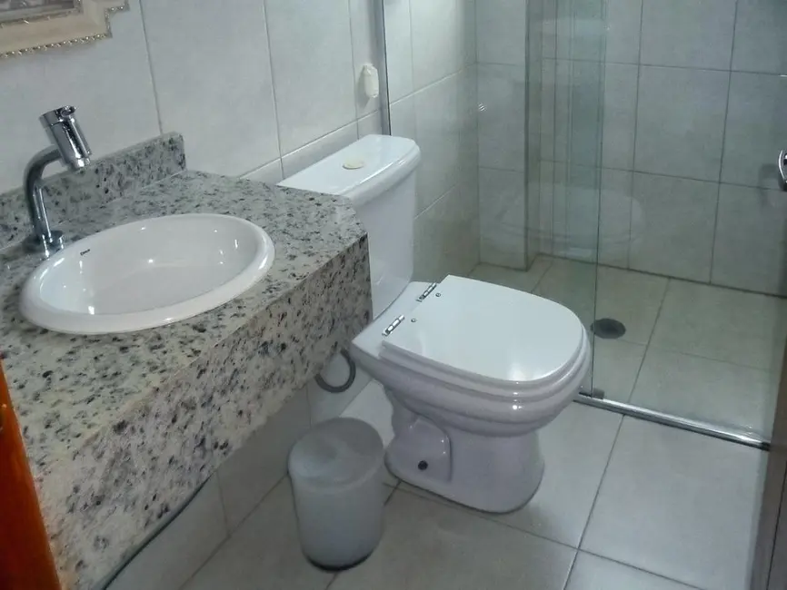 Apartamento com 3 quartos à venda, 130m2 em Jardim Três Marias, Guaruja - SP - imagem 5 Foto 5 de Apartamento com 3 quartos à venda, 130m2 em Jardim Três Marias, Guaruja - SP