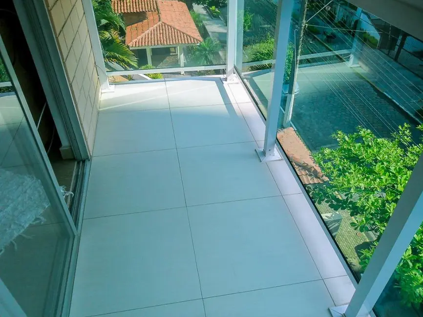 Apartamento com 3 quartos à venda, 130m2 em Jardim Três Marias, Guaruja - SP - imagem 3 Foto 3 de Apartamento com 3 quartos à venda, 130m2 em Jardim Três Marias, Guaruja - SP