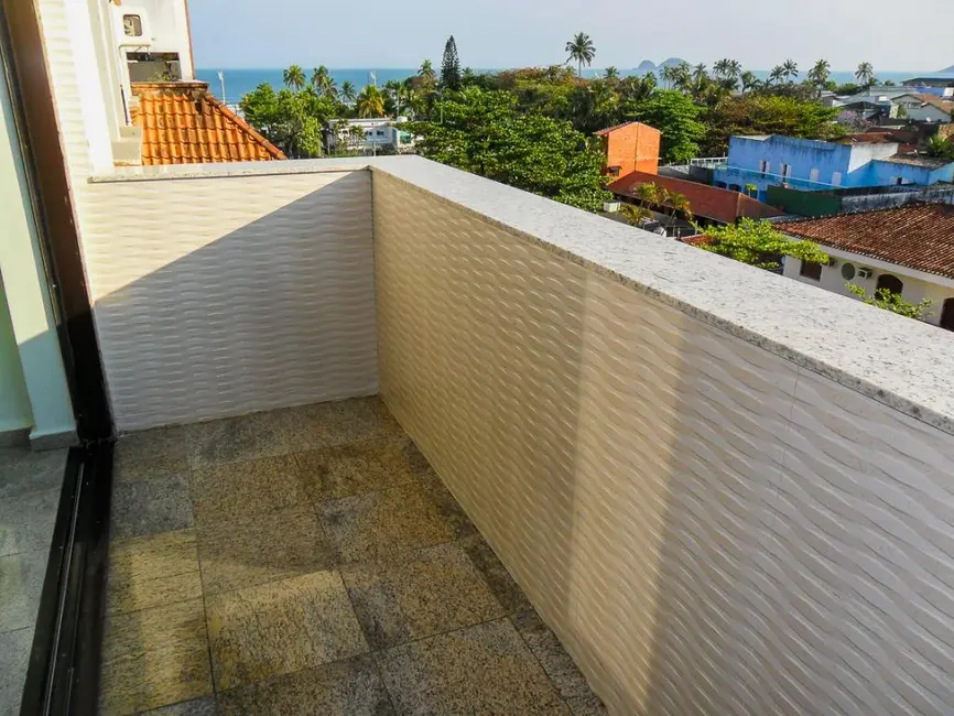 Cobertura com 3 quartos à venda, 170m2 em Guaruja - SP - imagem 4 Foto 4 de Cobertura com 3 quartos à venda, 170m2 em Guaruja - SP