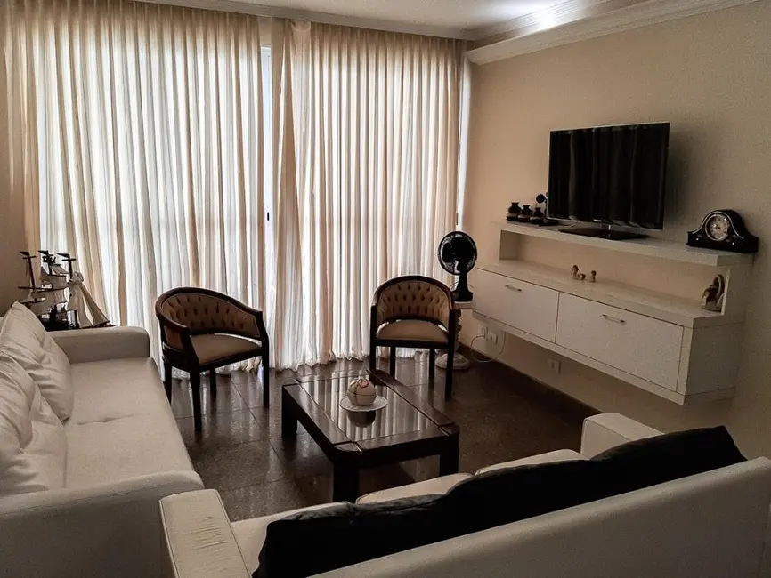Apartamento com 3 quartos para alugar, 130m2 em Guaruja - SP - imagem 3 Foto 3 de Apartamento com 3 quartos para alugar, 130m2 em Guaruja - SP