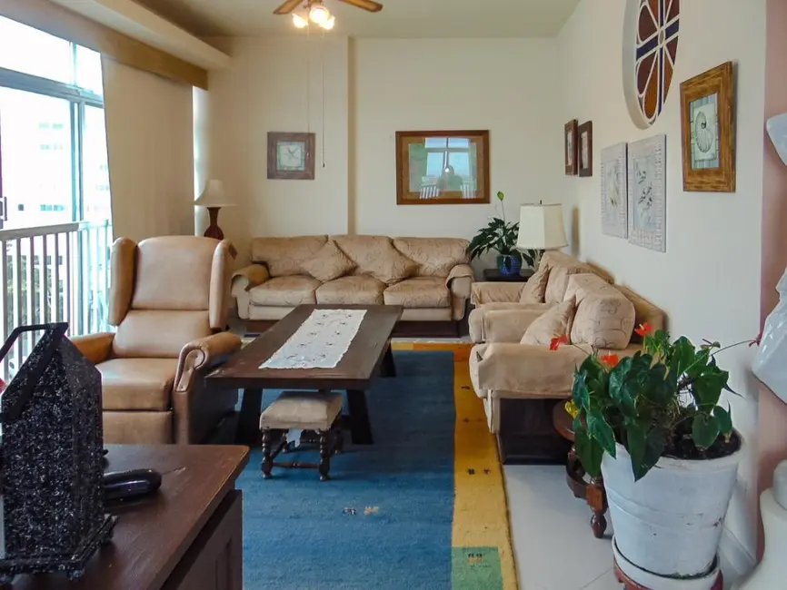 Apartamento com 4 quartos à venda e para alugar, 502m2 em Guaruja - SP - imagem 3 Foto 3 de Apartamento com 4 quartos à venda e para alugar, 502m2 em Guaruja - SP