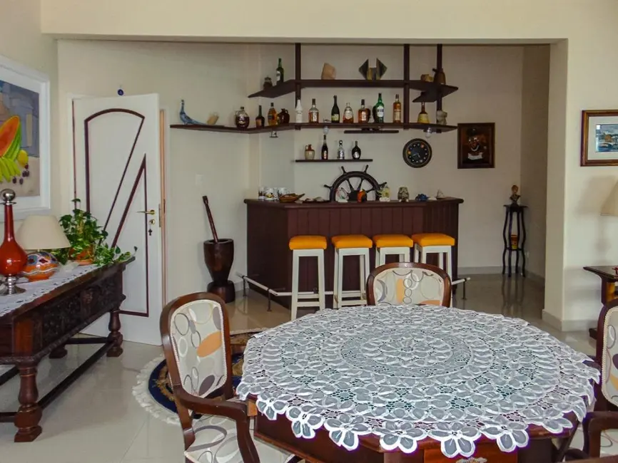Apartamento com 4 quartos à venda e para alugar, 502m2 em Guaruja - SP - imagem 5 Foto 5 de Apartamento com 4 quartos à venda e para alugar, 502m2 em Guaruja - SP