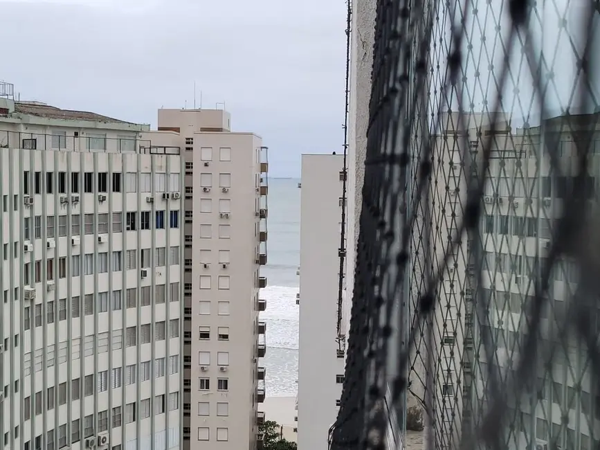 Foto 9 de Apartamento com 2 quartos à venda, 93m2 em Guaruja - SP