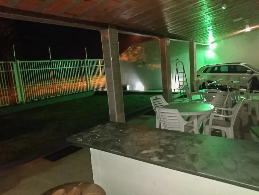 Sobrado com 5 quartos à venda, 630m2 em Guaruja - SP - imagem 6 Foto 6 de Sobrado com 5 quartos à venda, 630m2 em Guaruja - SP