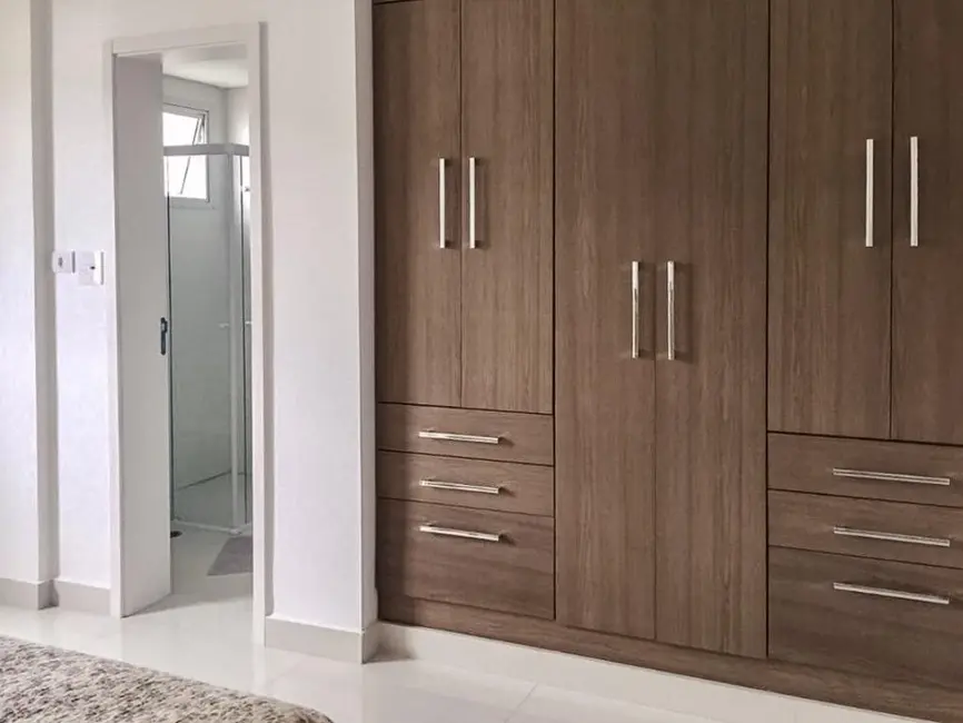 Foto 7 de Apartamento com 3 quartos à venda, 142m2 em Guaruja - SP