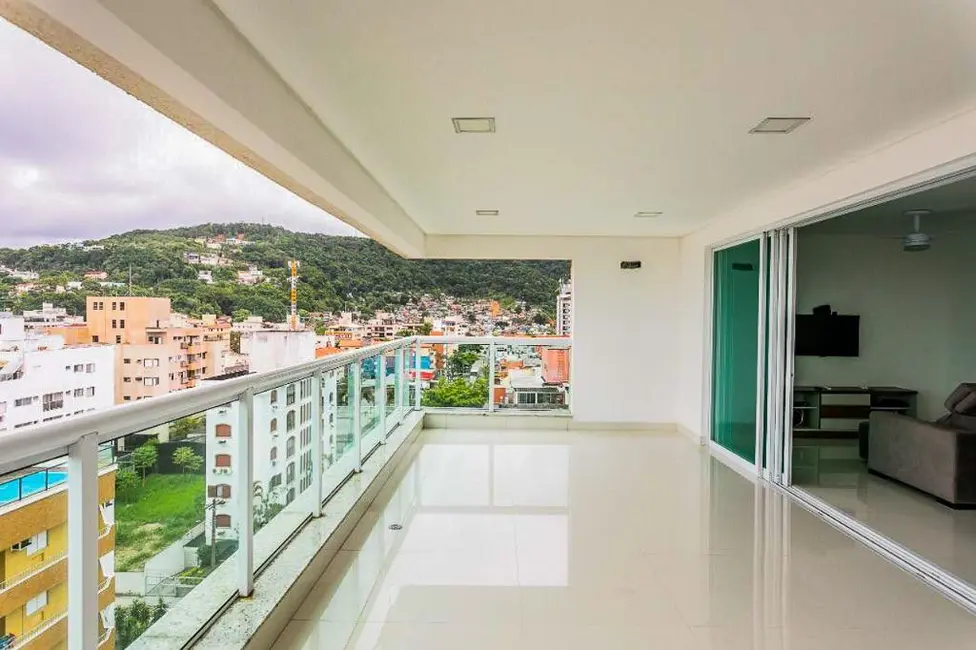Foto 1 de Apartamento com 3 quartos à venda, 142m2 em Guaruja - SP