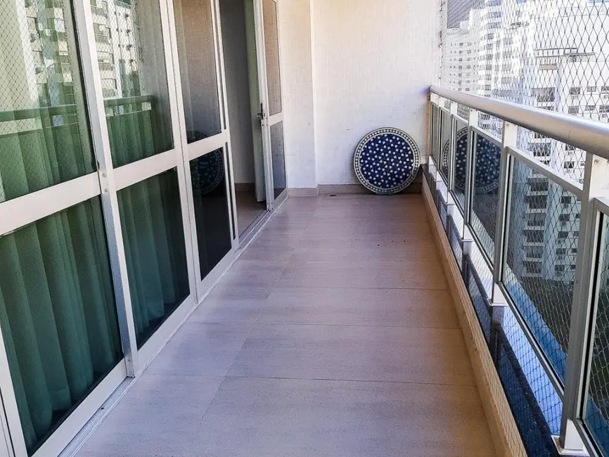 Apartamento com 3 quartos à venda e para alugar, 140m2 em Barra Funda, Guaruja - SP - imagem 5 Foto 5 de Apartamento com 3 quartos à venda e para alugar, 140m2 em Barra Funda, Guaruja - SP