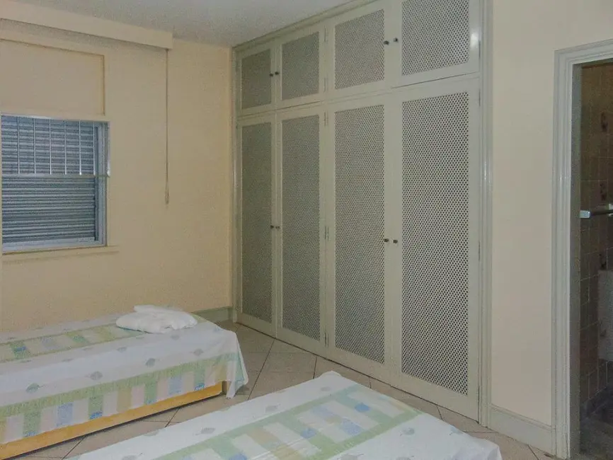 Foto 9 de Apartamento com 4 quartos à venda e para alugar, 280m2 em Guaruja - SP