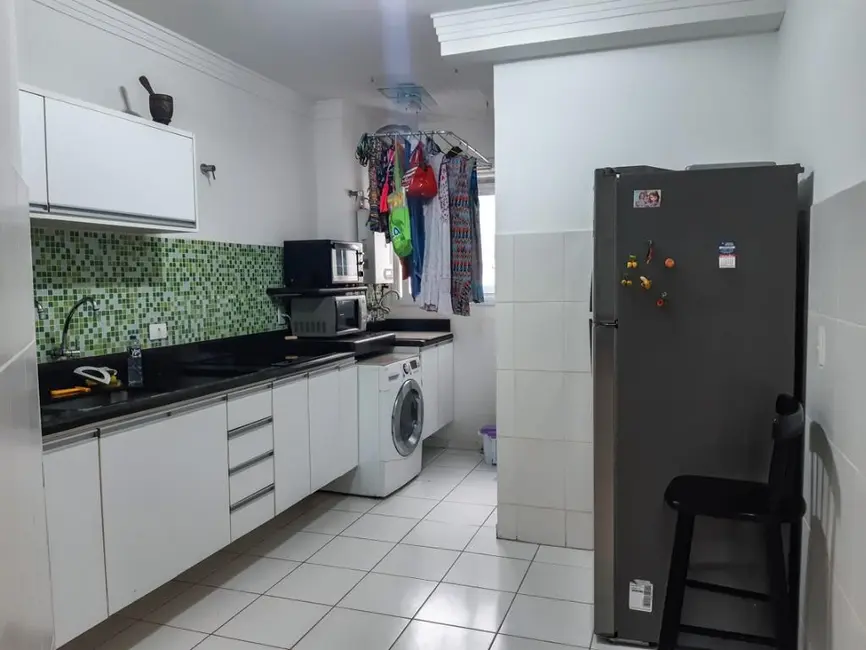 Foto 7 de Apartamento com 3 quartos à venda, 86m2 em Vila Luis Antônio, Guaruja - SP