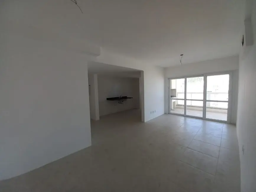 Foto 3 de Apartamento com 3 quartos à venda, 110m2 em Guaruja - SP