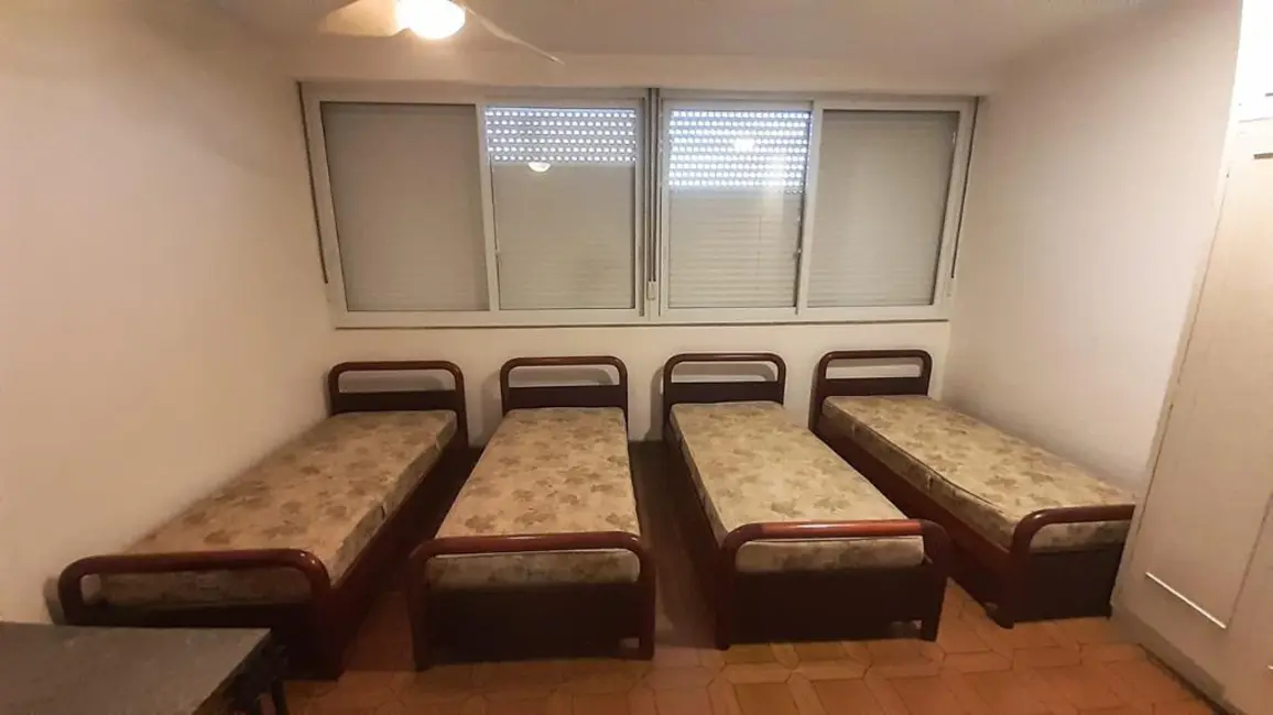 Foto 8 de Apartamento com 5 quartos à venda, 210m2 em Guaruja - SP