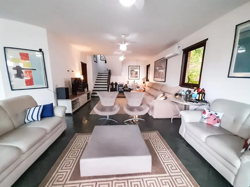 Foto 2 de Casa de Condomínio com 4 quartos à venda e para alugar, 800m2 em Jardim Três Marias, Guaruja - SP