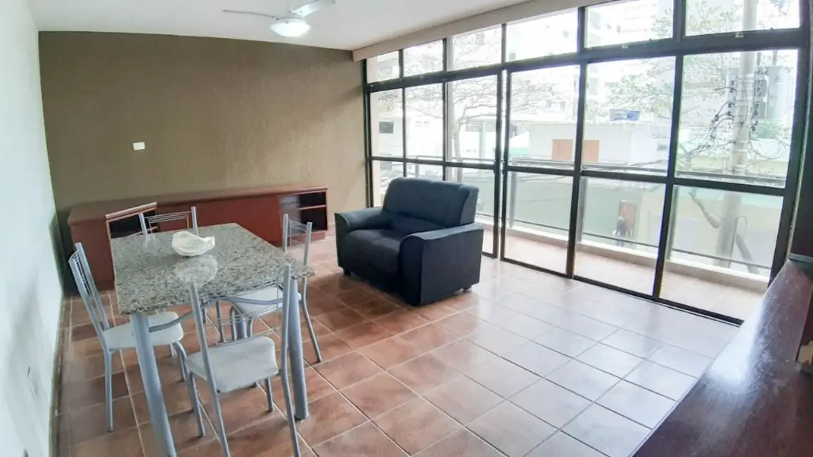 Foto 3 de Apartamento com 3 quartos à venda e para alugar, 190m2 em Guaruja - SP